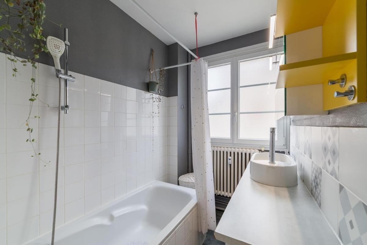 Appartement L'Oiseau Blanc - Hyper Centre - Arrivée Autonome à Blois Extérieur photo
