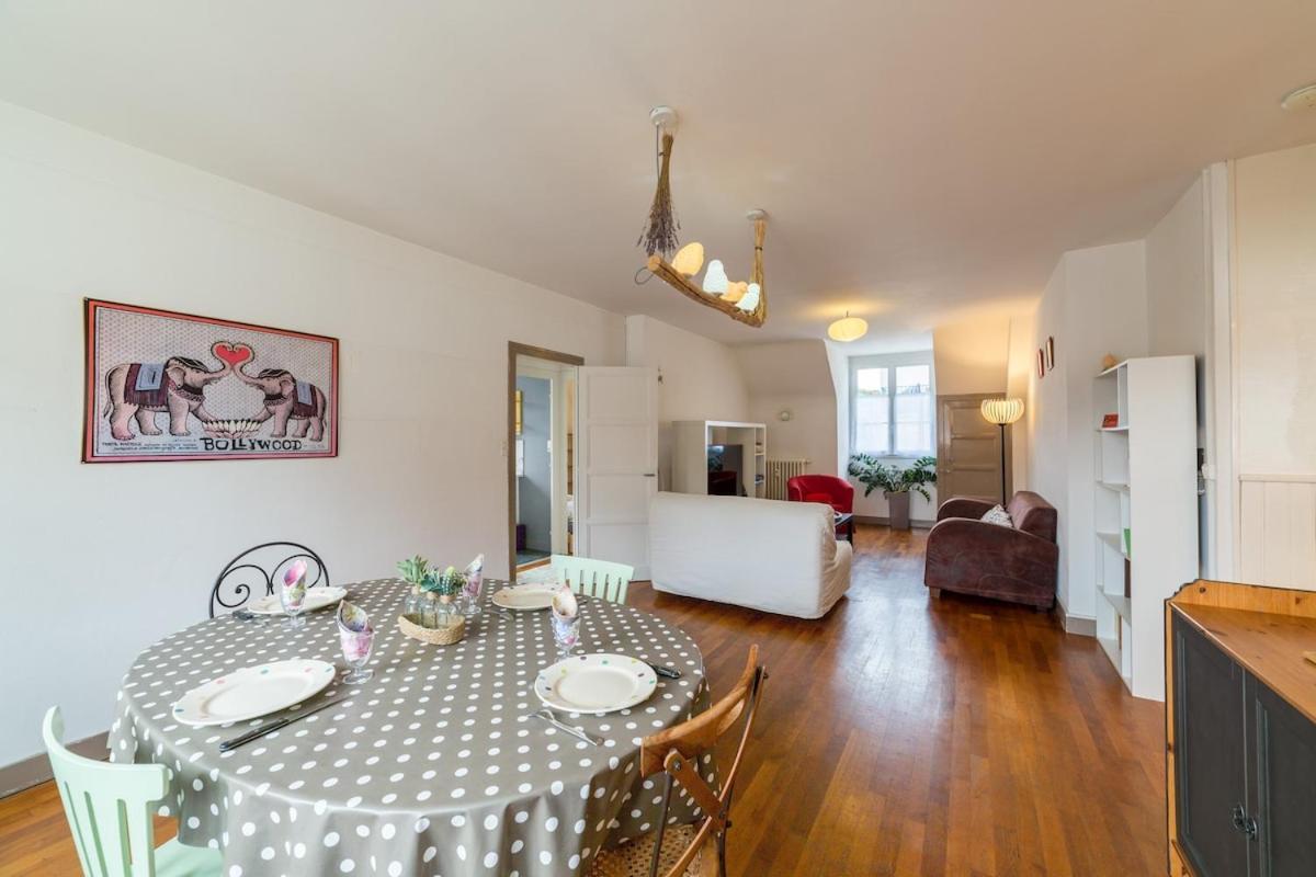 Appartement L'Oiseau Blanc - Hyper Centre - Arrivée Autonome à Blois Extérieur photo